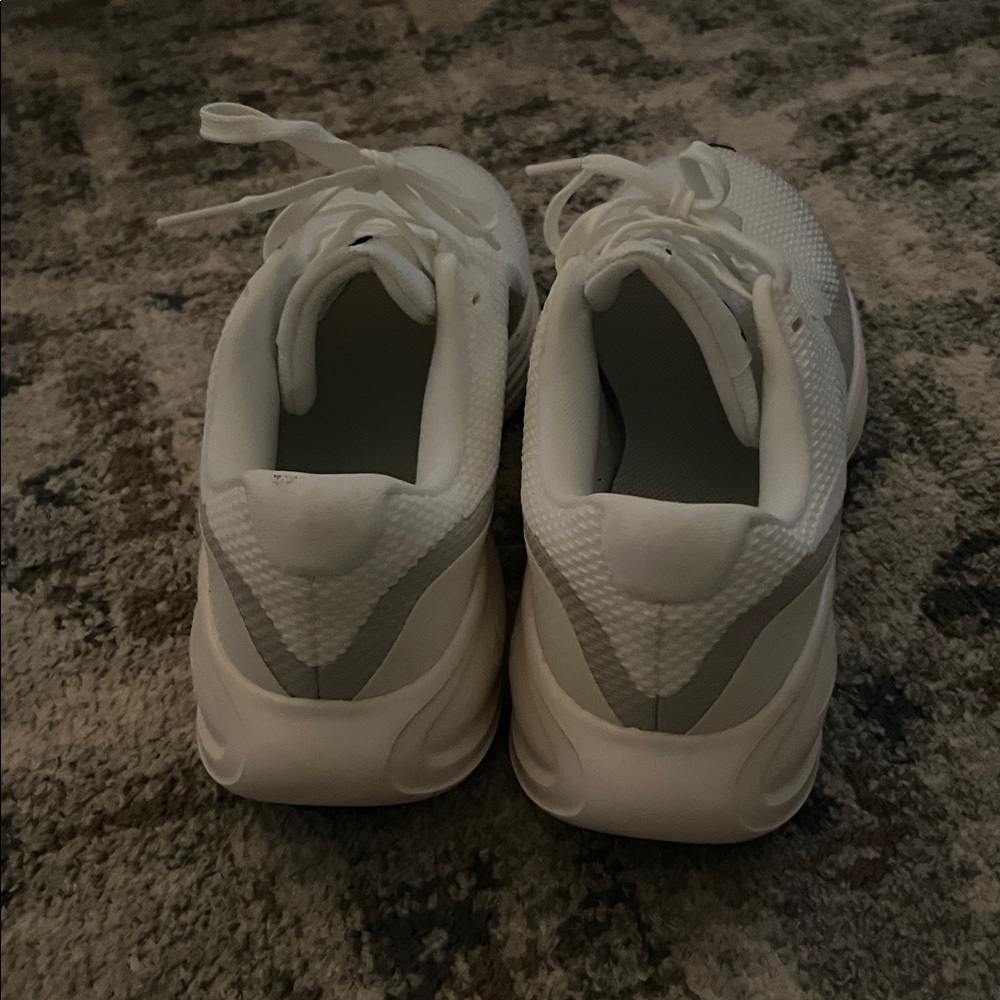Nike White Athletic Shoes - Picture 3 of 4